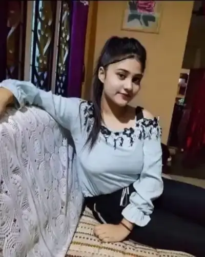 Escorts Service In Mandrem